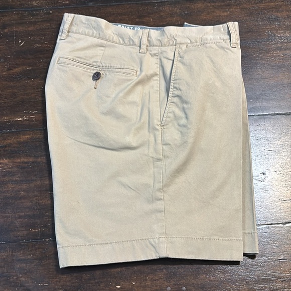 Men’s J. Crew 7” Khaki Stretch Chino Shorts - 29” Waist - Like New!  🧡 - Picture 3 of 13